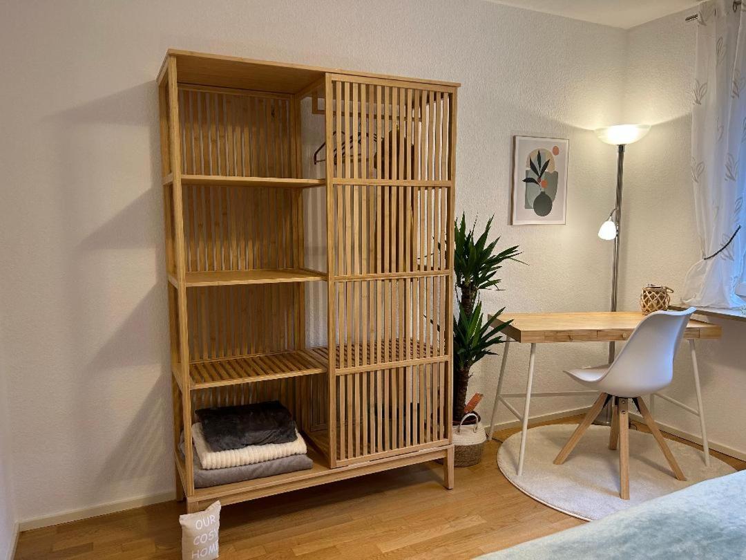 Apartment Gemuetliches Helles Mit Balkon Und Parkplatz Vor Der Tuer Im Zentrum Von