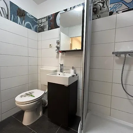 Gemuetliches Helles Apartment Mit Balkon Und Parkplatz Vor Der Tuer Im Zentrum Von Bayreuth Exterior foto