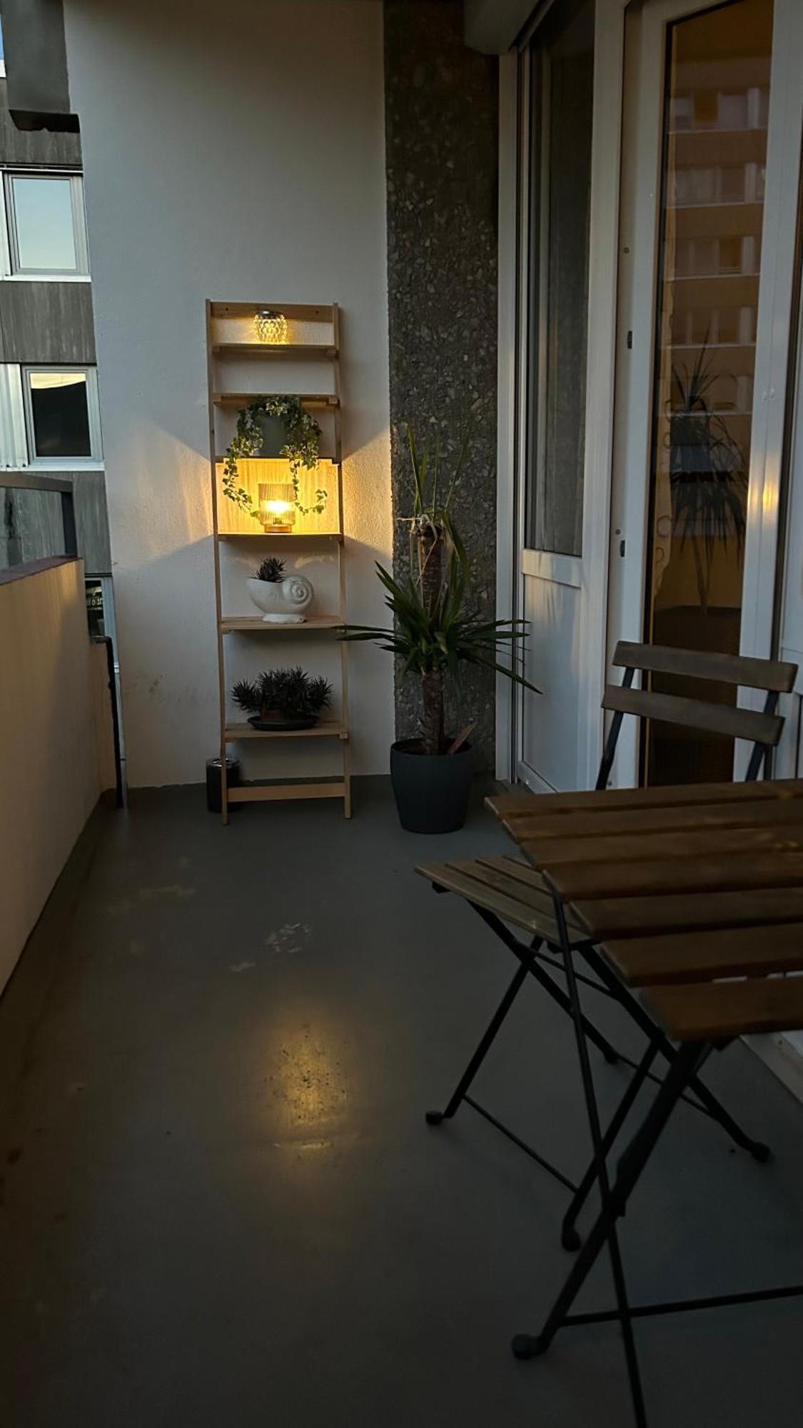 Gemuetliches Helles Mit Balkon Und Parkplatz Vor Der Tuer Im Zentrum Von Bayreuth